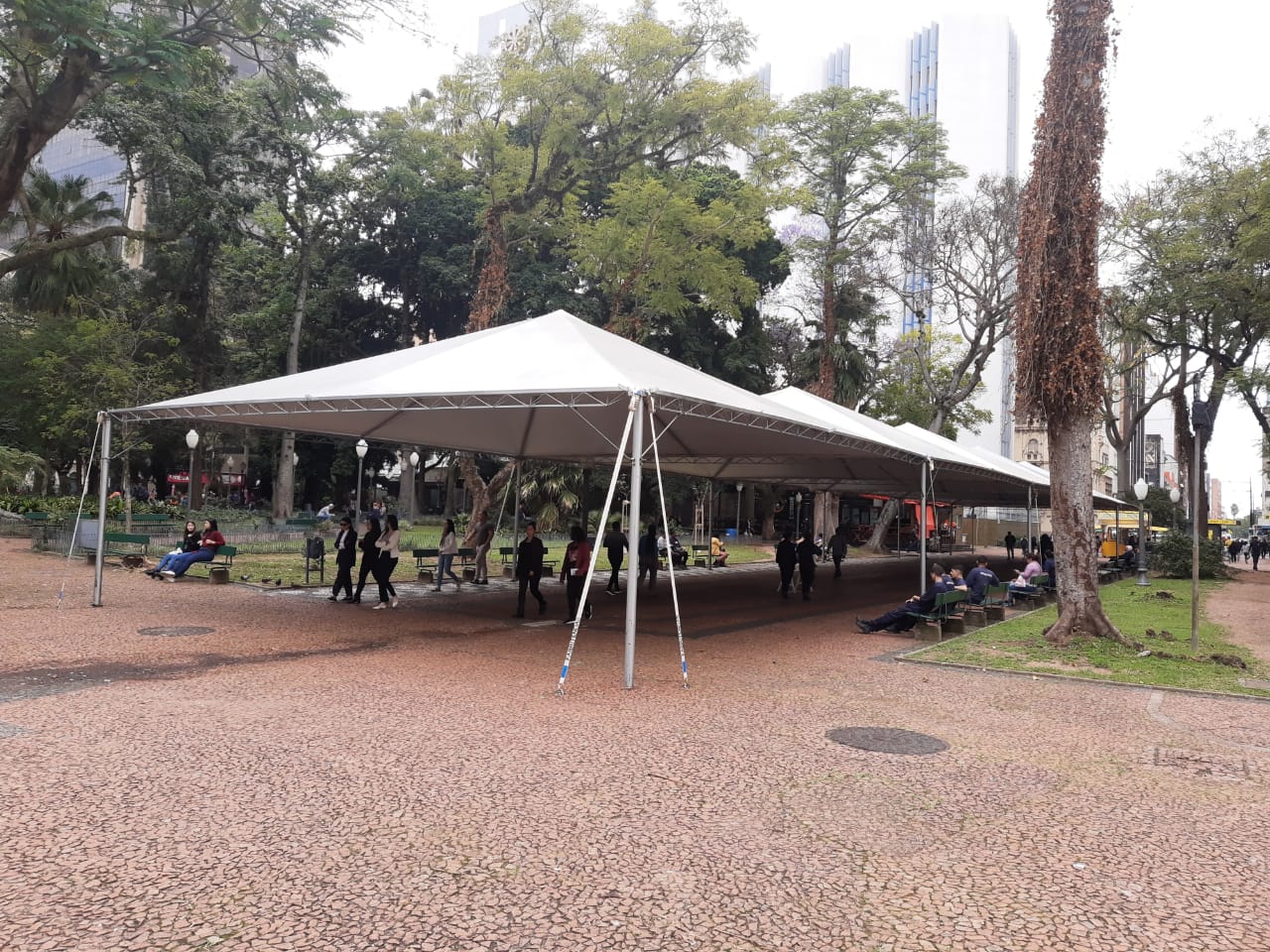 A feira ocorre de 27 de outubro a 15 de novembro